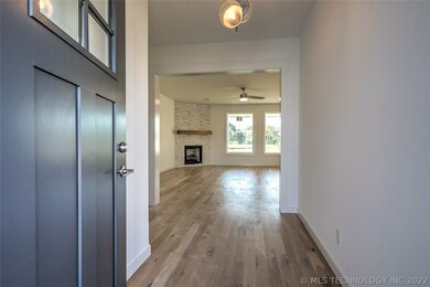 22608 E 103rd St S, Broken Arrow, OK 74014 - photo 4