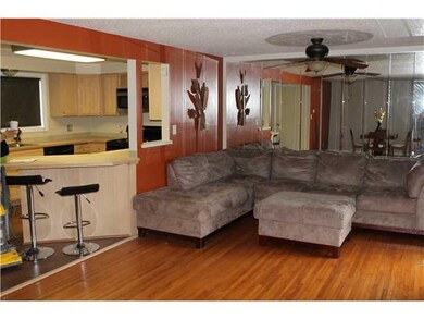 Living Room Breakfast Bar in Kitchen adjacent to L
