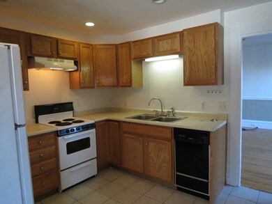 6 Greenleaf St unit A, Newburyport, MA 01950 - photo 4