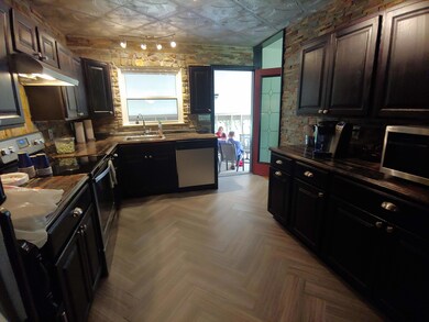 Kitchen to Sun Porch...