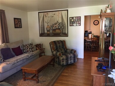 Family room with hardwood flr
