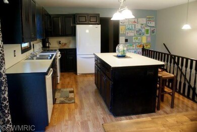 841 143rd Ave, Wayland, MI 49348 - photo 3