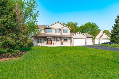 02-Front of Home.jpg