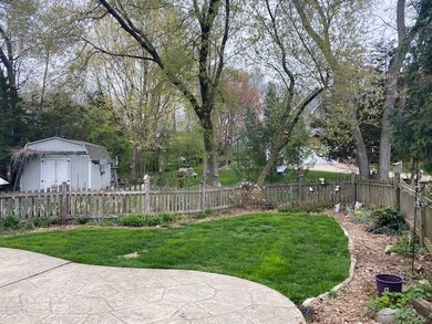 302 S Forest Ave, Batavia, IL 60510 - photo 4