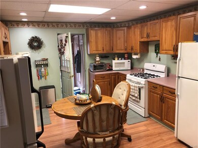 324 N 13th St, Allentown, PA 18102 - photo 2