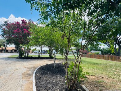 8287 S Fm 2790 W, Somerset, TX 78069 - photo 5