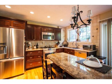 115 Rockingham Rd, Londonderry, NH 03053 - photo 4