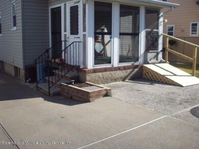 130 GARETSON AVE 4