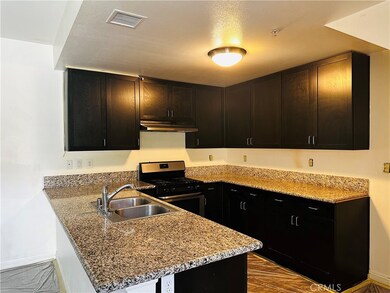 275 W Center St, Covina, CA 91723 - photo 4