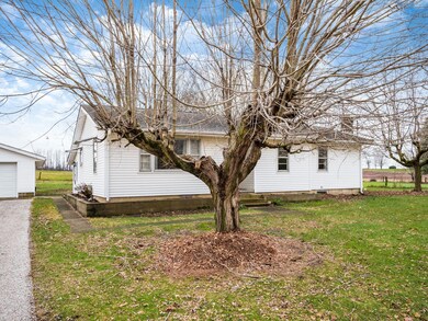 6658 2nd St, Jacksontown, OH 43030 - photo 4