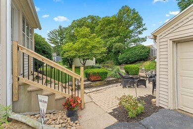 8 Merriweather Rd, Worcester, MA 01602 - photo 4