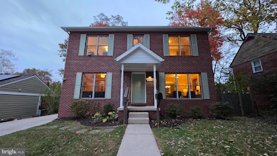 10605 Inwood Ave, Silver Spring, MD 20902 - photo 2