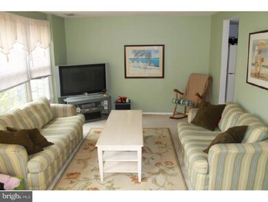 60 Cottonwood Ct, Monmouth Junction, NJ 08852 - photo 5