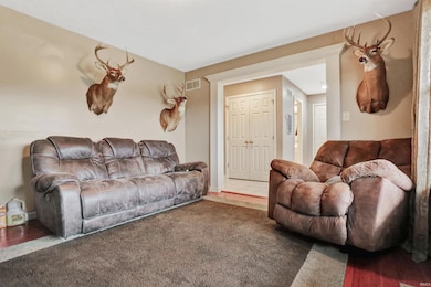 4024 Kenmore Dr, Evansville, IN 47711 - photo 6