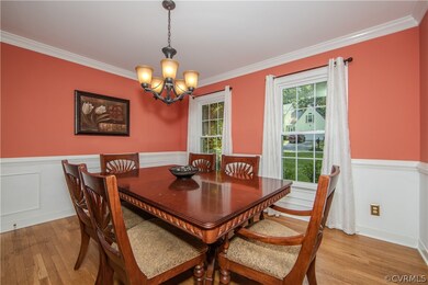 Hardwood floors, crown and chair molding