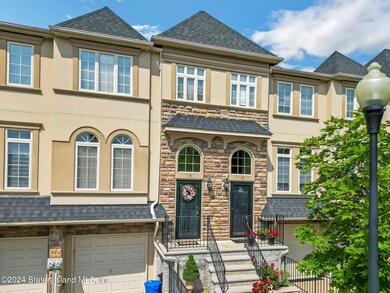 15_Dovetree_Ln_Staten_Island_NY_10314_US