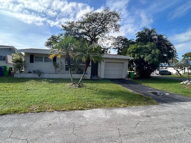 6828 NW 30th St, Sunrise, FL 33313 - photo 2