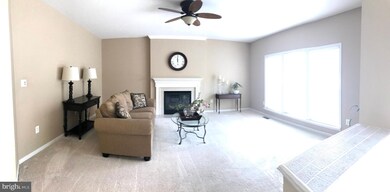 14395 Fallsmere Cir, Gainesville, VA 20155 - photo 7