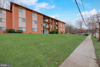 2301 Olson St unit 204, Temple Hills, MD 20748 - photo 3