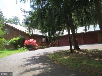 1140 Walters Rd, Pennsburg, PA 18073 - photo 3