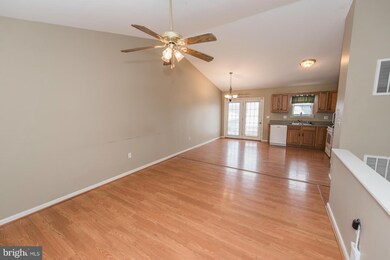 73 Mercedes Dr, Martinsburg, WV 25404 - photo 3