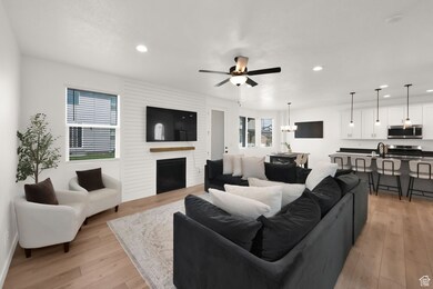 4247 E Tivon Ln, Eagle Mountain, UT 84005 - photo 7