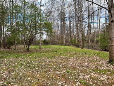 1180 Chamberlin Dr, Asheboro, NC 27205 - photo 7