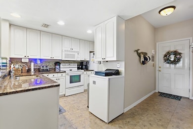 502 Main St unit 112, Horseshoe Beach, FL 32648 - photo 6