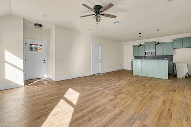 706 Cherry Ave, Cache, OK 73527 - photo 5