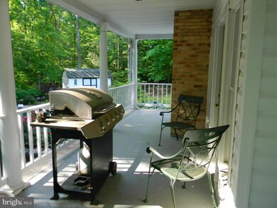 4495 Camelot Dr, Pomfret, MD 20675 - photo 4