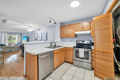 2225 Ranchview Ln N unit 1, Plymouth, MN 55447 - photo 3