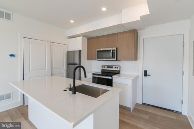 5900 Germantown Ave unit 6, Philadelphia, PA 19144 - photo 6