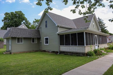 223 E 1st St, Warren, IN 46792 - photo 2