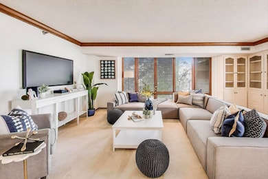 522 Church St unit 3D, Evanston, IL 60201 - photo 3