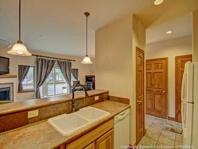 801 Lakepoint Dr unit 5, Frisco, CO 80443 - photo 7