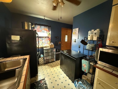 715 Broadway St, Brooklyn, IA 52211 - photo 5