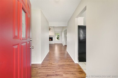 1916 W Phoenix Place, Broken Arrow, OK 74011 - photo 3