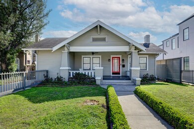 1633 W Main St, Houston, TX 77006 - photo 2