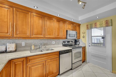 2681 S Course Dr unit 912, Pompano Beach, FL 33069 - photo 6