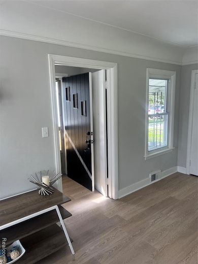 113 S Maple St, Fowlerville, MI 48836 - photo 6