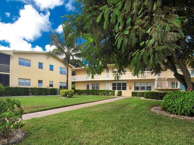 73 Windsor D, West Palm Beach, FL 33417 - photo 2