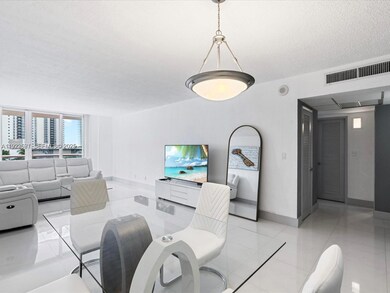 Ocean Reserve Sunny Condominium unit 625, Sunny Isles Beach, FL 33160 - photo 4