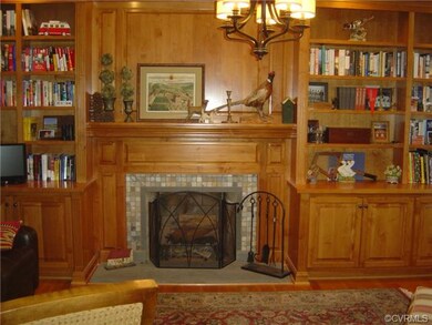 875 Koolwood Ln, Petersburg, VA 23805 - photo 5