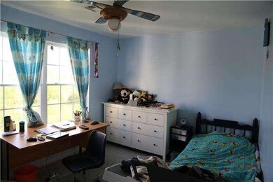 18 Picasso Ct, East Windsor, NJ 08520 - photo 5