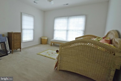 11201 Silversmith Ln, Fredericksburg, VA 22407 - photo 7