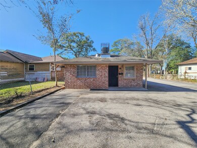 8312 Lavender St unit A, Houston, TX 77016 - photo 2