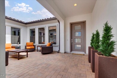 07-5Front walkway
