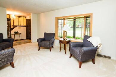 889ColonyWay-7