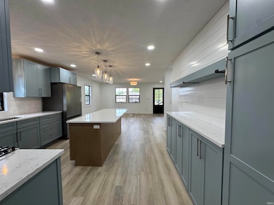 930 Sunset Dr, Covington, IN 47932 - photo 6