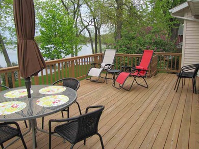 2933 Camp Leonard Rd, Mc Farland, WI 53558 - photo 5